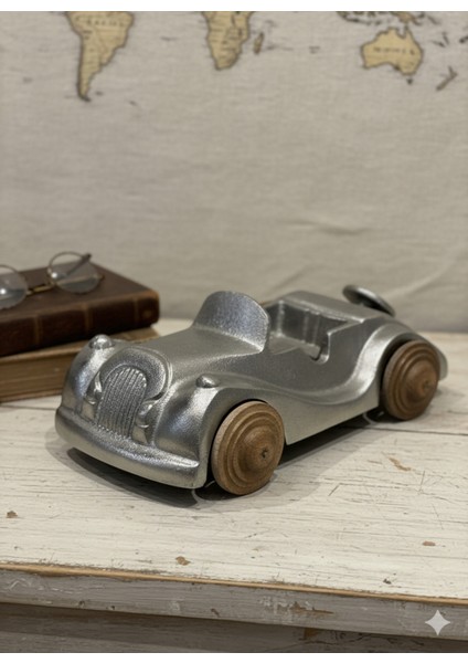 Nostaljik Metal Ahşap Tekerlekli Dekoratif Araba – Vintage Esintili Ev ve Ofis Dekoru