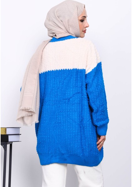 Mavi V Yaka Düğmeli Triko Hırka fırsatları