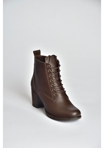 V468281603 Kahverengi Hakiki Deri Kalın Topuklu Bağcıklı Kadın Bot indirimleri