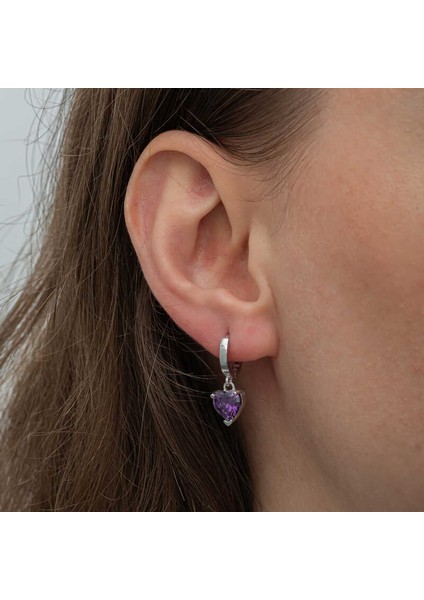 Gümüş Mor Taşlı Kalpli Kadın Küpe modelleri