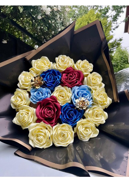 7 Li, Renkli Premium Gold Renk Sonsuzluk Söz, Nişan Solmayan Gül Buketi fiyatları