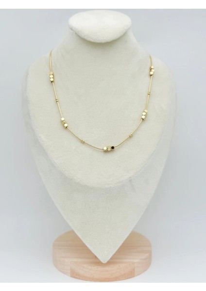 Gold Renk Minimal Küp Detaylı Çelik Kolye |