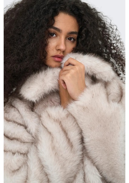 Kadın Onldawn Suni Kürk Mont 15348977 Taş fırsatları