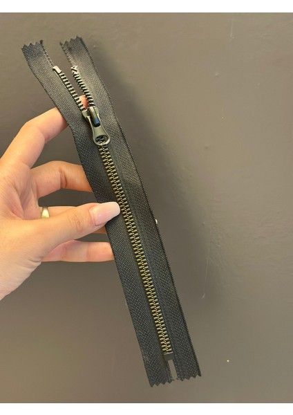 24X3 cm Siyah Dişli Fermuar fırsatları