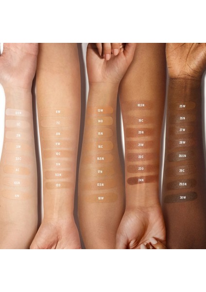 Surrealskin™ Foundation - Likit Fondöten 21W (30 Ml)