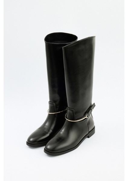 Çizme 2521 - Gümüş Bilek Aksesuarlı Siyah Kadın Çizme