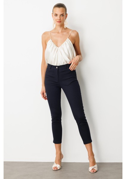 Dar Paça Pamuk Pantolon-Lacı modelleri