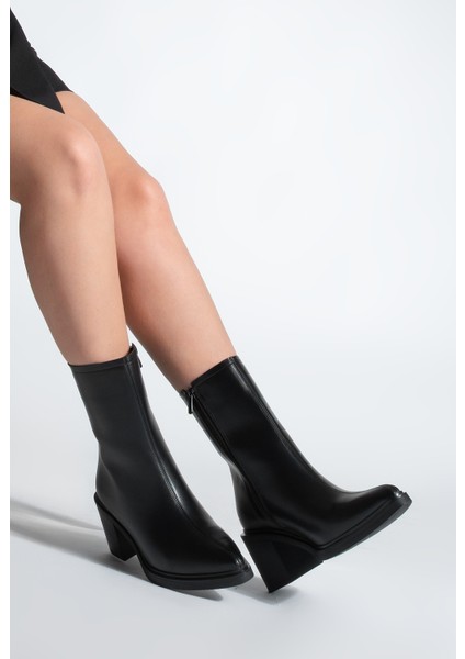Kadın Yandan Fermuarlı Dikiş Detaylı Günlük Topuklu Bot Lakos Siyah fiyatları