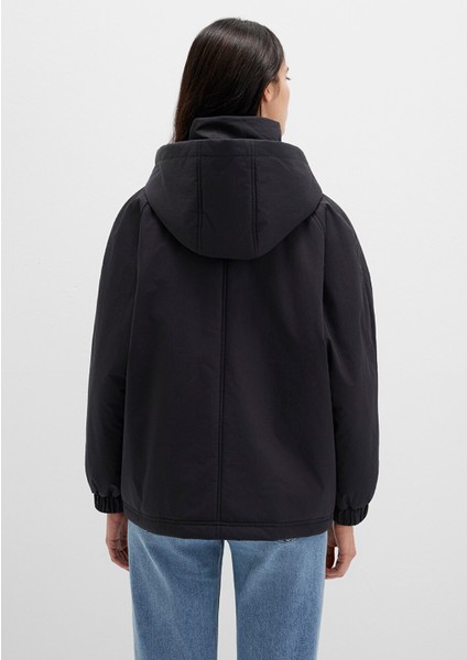 Su Itici Kapüşonlu Siyah Ceket 1110348-900