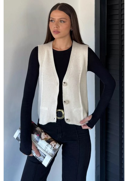 Kadın V Yaka Ön Düğmeli Triko Yelek P-00019004 modelleri