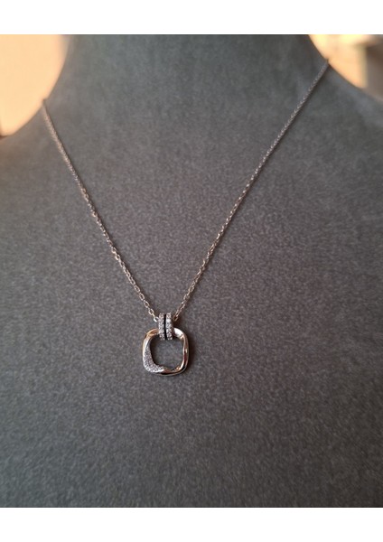 925 Ayar Gümüş Zirkon Taşlı Kare Model Genç/yetişkin Kadın Kolyesi - Şık Tasarım fiyatları