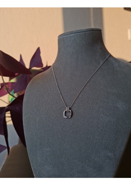 925 Ayar Gümüş Zirkon Taşlı Kare Model Genç/yetişkin Kadın Kolyesi - Şık Tasarım modelleri