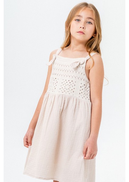 Bej Dantel Detaylı Müslin Kız Çocuk Elbise 21083 modelleri