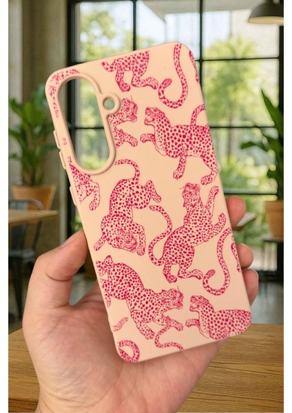 Samsung Galaxy A56 Uyumlu Pembe Leopar Desenli Silikon Darbe Emici Klasik Korumalı Rubber Kılıf