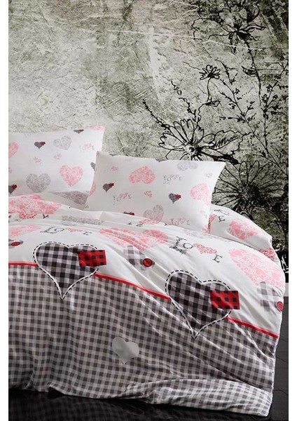 Çift Kişilik Lastikli Çarşaflı Pamuklu Nevresim Takımı Patchwork Love fırsatları