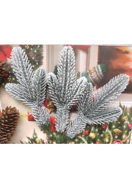 Karlı Yılbaşı Çam Dalı Gerçek Görünümlü 1 Adet