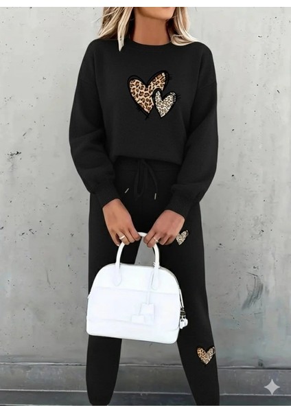 Kadın Uzun Kollu Bisiklet Yaka Kalp Desenli Şardonlu Üç Iplik Bluz ve Pantolon Ikili Takım fiyatları