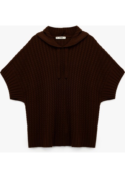 Kapüşonlu Saç Örgüsü Detaylı Kısa Kollu Triko Oversize Panço fırsatları