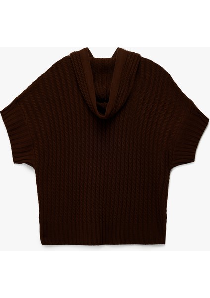 Kapüşonlu Saç Örgüsü Detaylı Kısa Kollu Triko Oversize Panço indirimleri