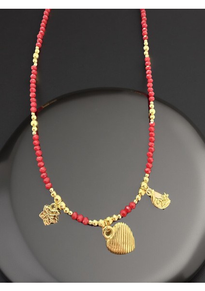 Şık Kadın Kolye – Günlük ve Özel Gün Kombinleri Için Mükemmel Aksesuar