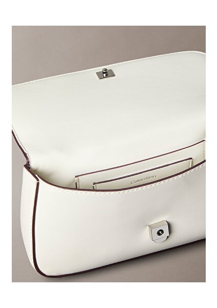 Kadın Haki Çapraz Askılı Çanta modelleri