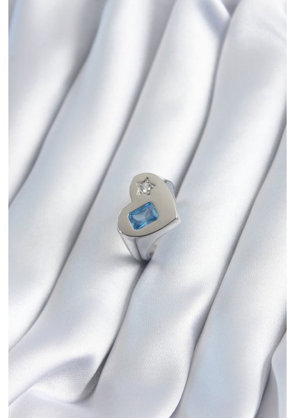 Pirinç Gümüş Renk Kalp Model Yıldız Zirkon Taş Detay Kadın Yüzük - TJ-BYK2894