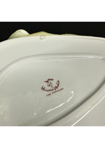 Unicorn Studio Porselen Su Perisi Dekoratif Biblo Tabak, Nilüfer Yapraklı Lüks Sunumluk, 26X17 cm fırsatları