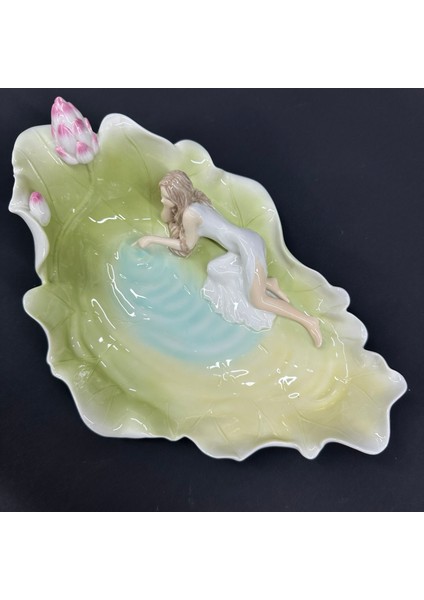 Unicorn Studio Porselen Su Perisi Dekoratif Biblo Tabak, Nilüfer Yapraklı Lüks Sunumluk, 26X17 cm