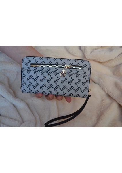 Şık Tasarımlı Kadın Cüzdan