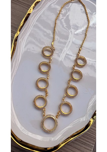 Işıltılı Dokuzlu Altın Koymalı Altın Kaplama Zirkon Taşlı Gösterişli Bijuteri Kolye indirimleri