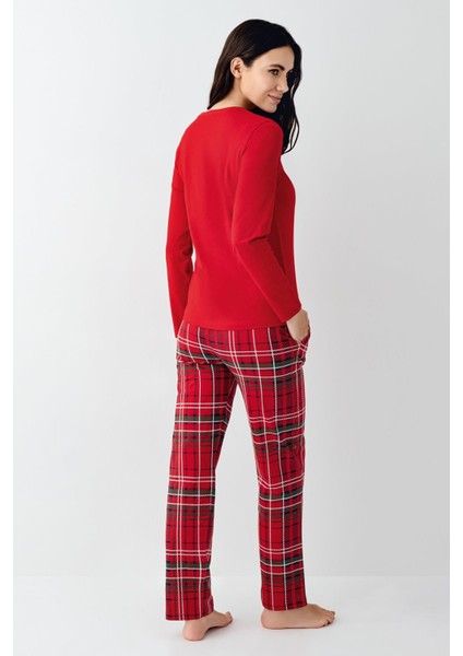 Yılbaşı Özel Üretim Aile Pijama, Kadın Erkek ve Çocuk Pijamalar Ayrı Ayrı Fiyatlandırılır fırsatları