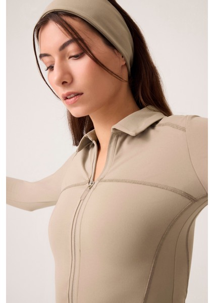 x Ece Vizon Fermuarlı Spor Ceket Collared fırsatları