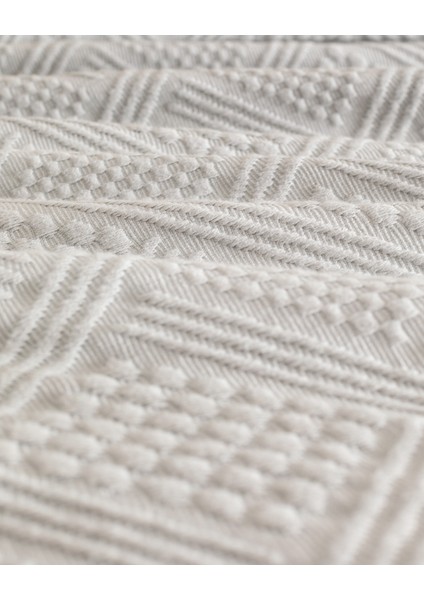 Triangle Tek Kişilik %100 Pamuk Yatak Örtüsü - Kırmızı - Lüks Koleksiyon