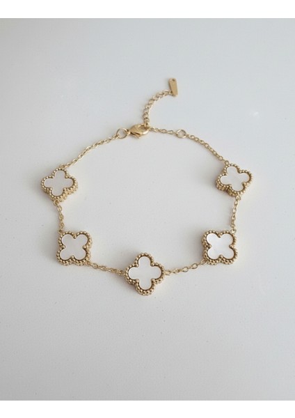 Beşli Beyaz Dört Yapraklı Şans Yoncası Çelik Kadın Bileklik-Altın Kaplama, Çift Yönlü Tasarım fiyatları