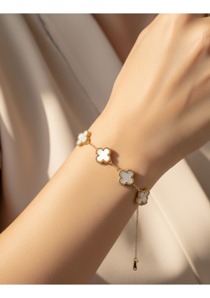Beşli Beyaz Dört Yapraklı Şans Yoncası Çelik Kadın Bileklik-Altın Kaplama, Çift Yönlü Tasarım
