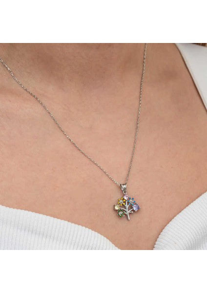 Gümüş Renkli Hayat Ağacı Kadın Kolye