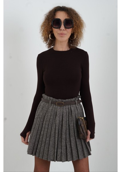 Kahve O Yaka Parmak Detaylı Bluz