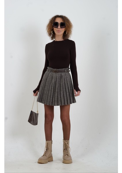 Kahve O Yaka Parmak Detaylı Bluz fiyatları