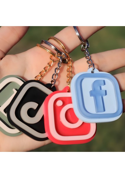 Nfc Akıllı Anahtarlık – Tek Dokunuşla Dijital Kartvizit ve Kişisel Bağlantılar modelleri