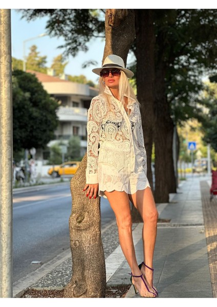 Kadın Beyaz Dantel Işlemeli Uzun Kollu Transparan Gömlek modelleri