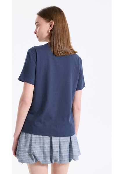 Bisiklet Yaka Düz Mavi Kadın T-Shirt LV047D873GVEK indirimleri