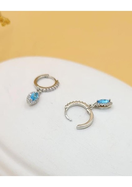 Zirkon Taşlı Minimal Damla Mavi Küpe fiyatları