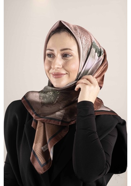 “Dijital Kristal Desenli Eşarp 95x95 – Pastel Desen-1