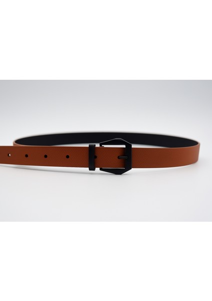 Kadın Dokulu Siyah Tokalı Deri Görünümlü Kemer