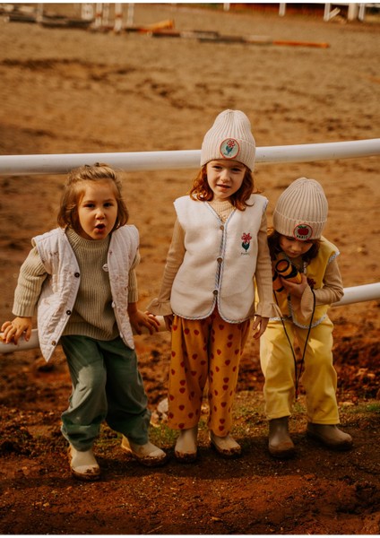 Petit Paris Çiçek Nakışlı Peluş Krem Yelek indirimleri