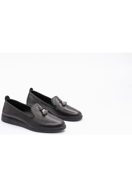 Kadın Taşlı Siyah Loafer Ayakkabı