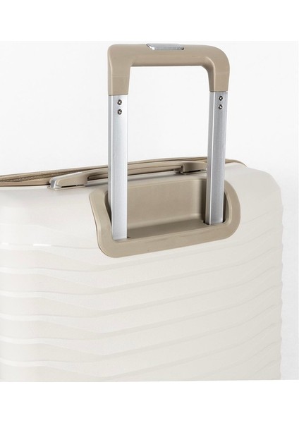 Seyahatleriniz Için Mükemmel Partner: Ultra Dayanıklı 3'lü Set Valiz & Bavul Krem