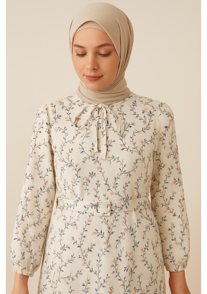 Tesettür Mini Çiçekli Kemerli Kloş Elbise modelleri