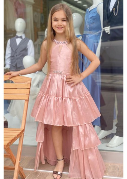 Erkut Abiye Yaka ve Kolu Taşlı Önü Kısa Arkası Uzun Abiye Elbise 648 Pudra