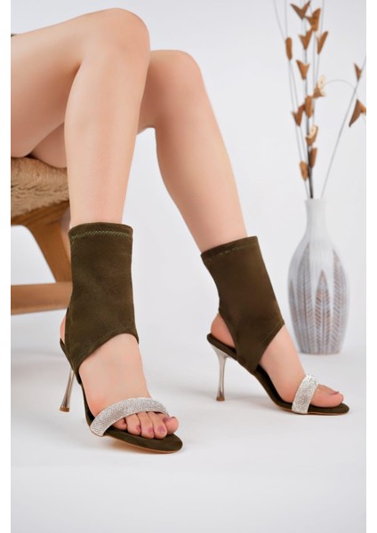 Arkası Açık Taşlı Ince Topuklu Ayakkabı Yeşil Topuk Boyu 10 cm